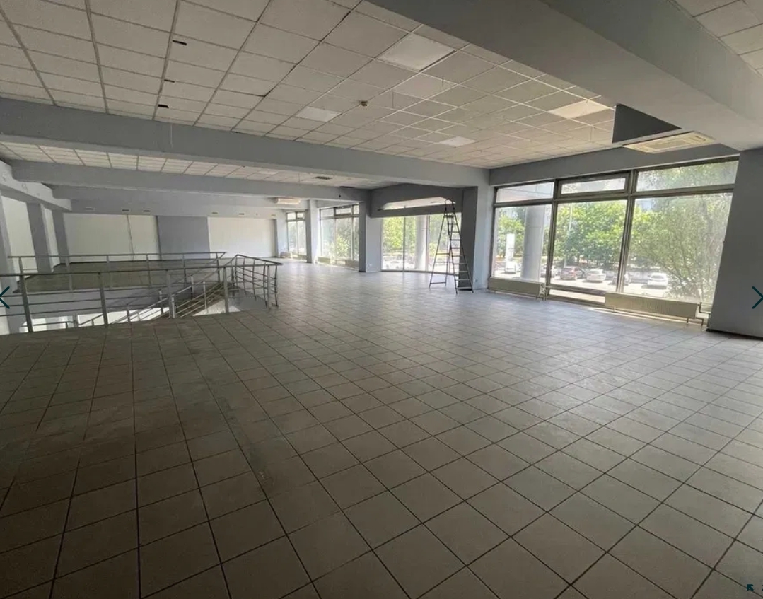 Оренда офісу 1050 м², Балківська вул.