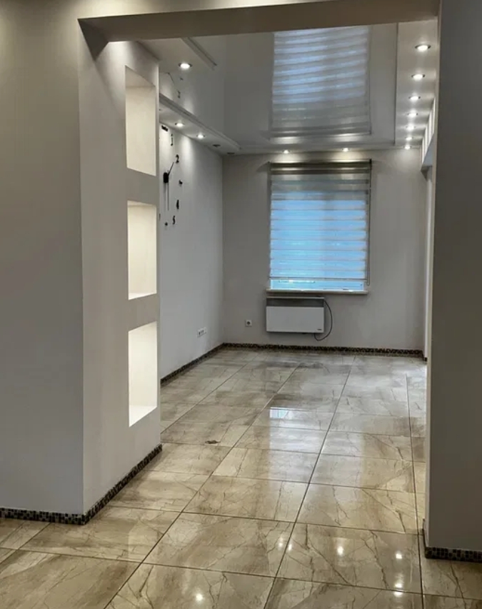 Оренда офісу 55 м², Академіка Корольова вул.
