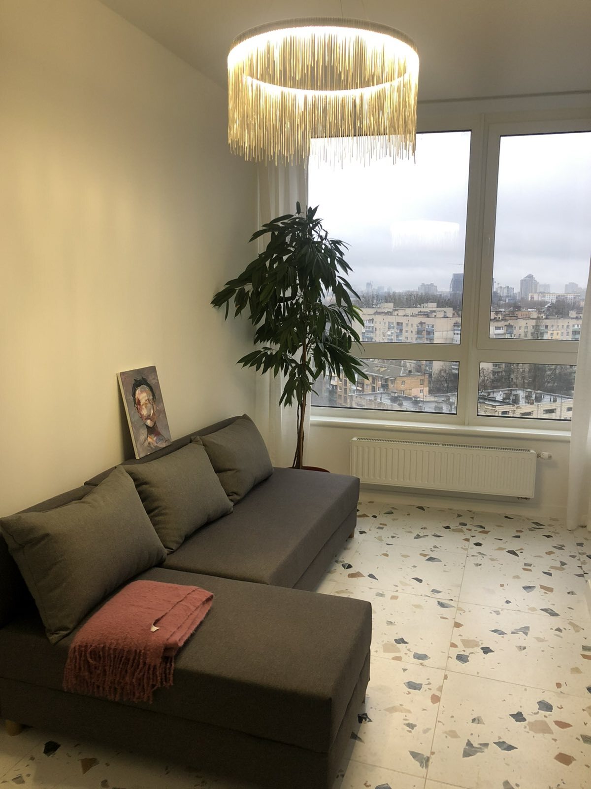 БЕЗ % продам видову однокімнатну з ремонтом в ЖК Старт, Шолуденко, 30.