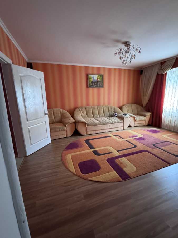 Продажа дома 178 м², Прямоугольный пер.