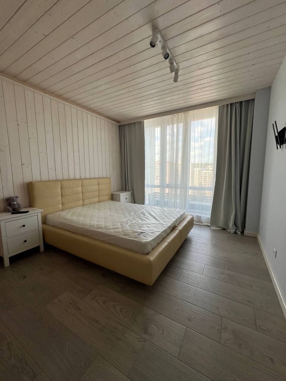 Аренда 1-комнатной квартиры 43 м², Набережная Победы ул.