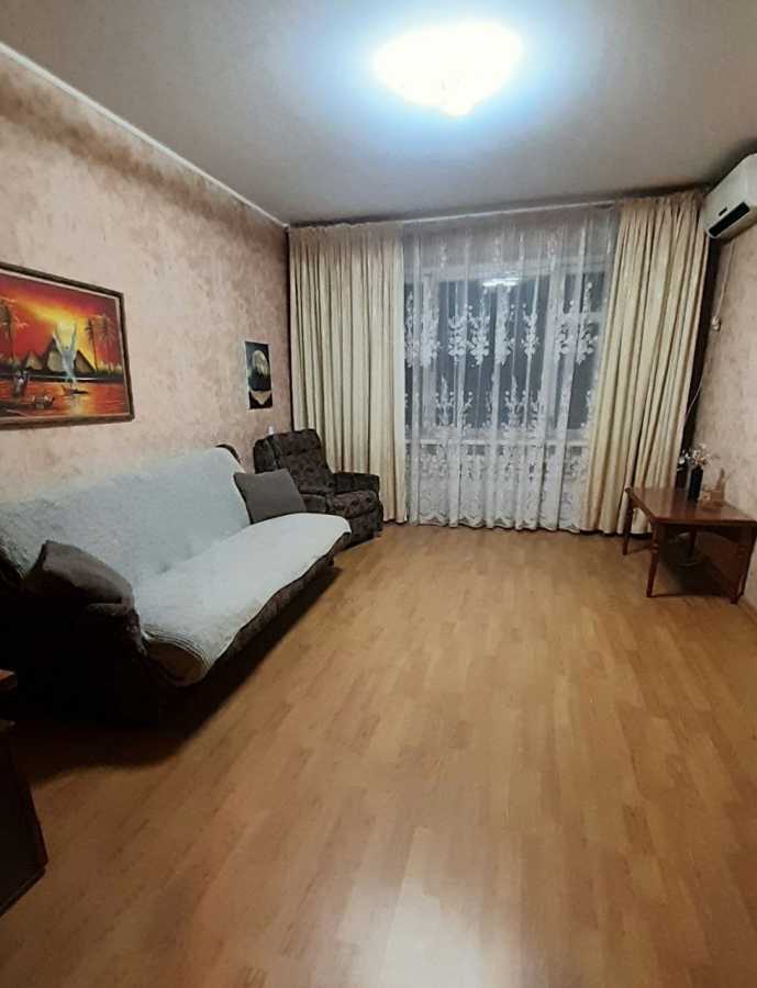 Аренда 3-комнатной квартиры 69 м², Новогодняя ул., 45