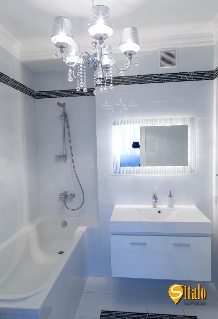 Продажа 2-комнатной квартиры 57 м², Днепровская наб., 19А