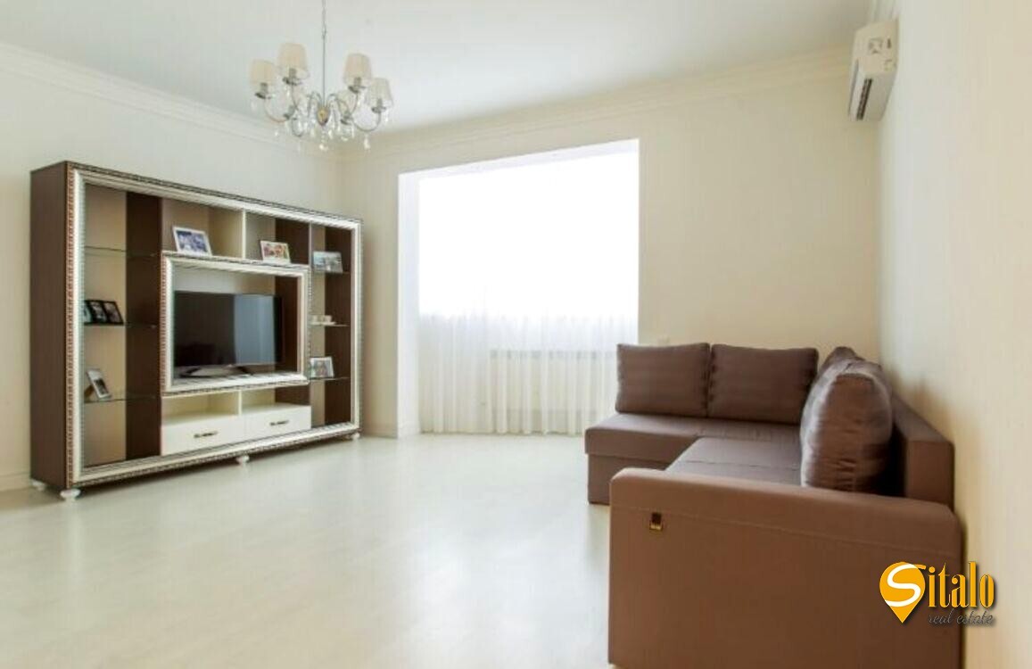 Продажа 2-комнатной квартиры 57 м², Днепровская наб., 19А