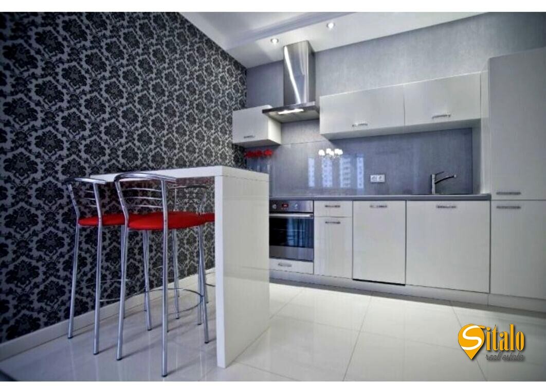 Продажа 2-комнатной квартиры 57 м², Днепровская наб., 19А