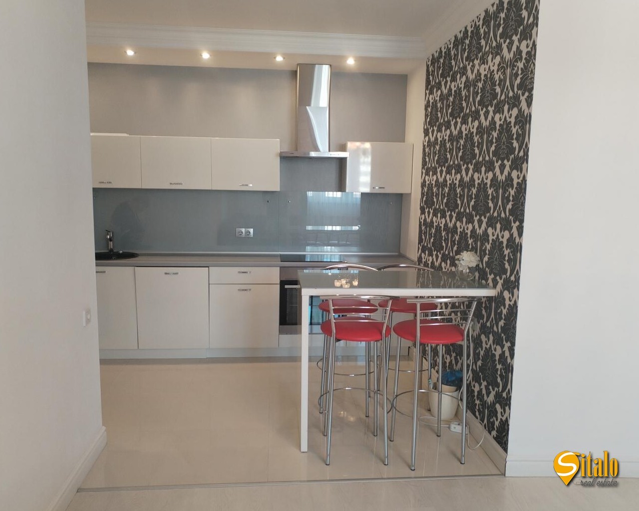 Продажа 2-комнатной квартиры 57 м², Днепровская наб., 19А
