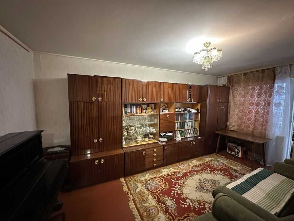 Продаж 2-кімнатної квартири 60 м², Озерна вул., 24