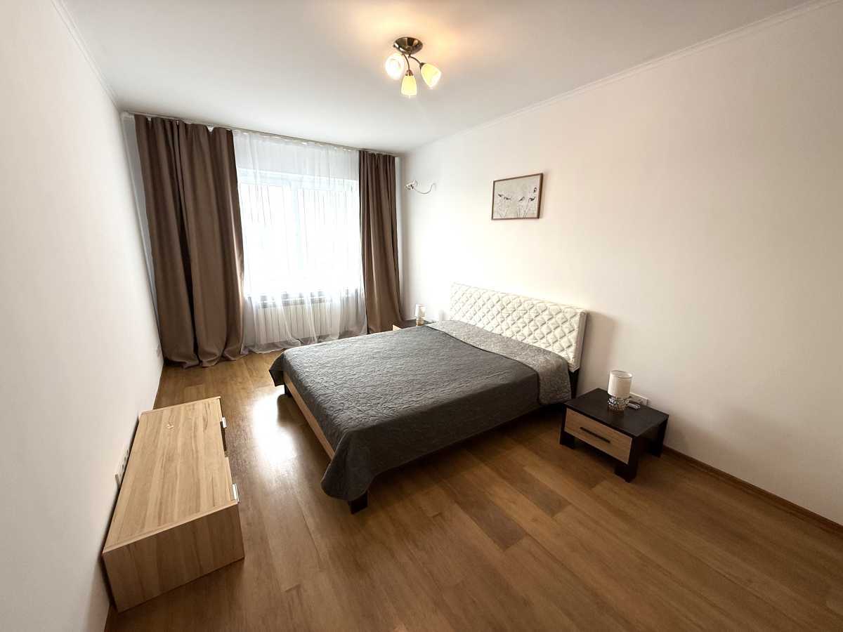 Оренда 3-кімнатної квартири 91 м², Єлизавети Чавдар вул., 6