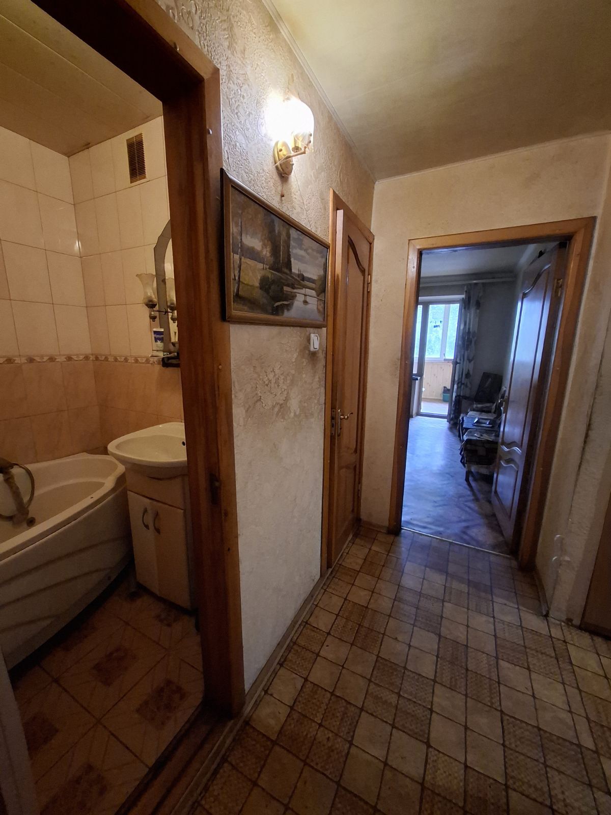 Продажа 3-комнатной квартиры 66 м², Тополь 1 ул.