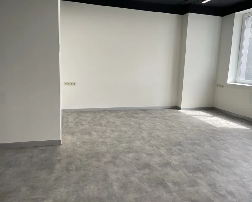 Оренда офісу 1320 м², Грушевского Михаила вул.