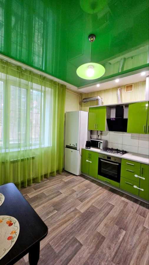 Продажа 3-комнатной квартиры 70 м², Аношкина просп., 60