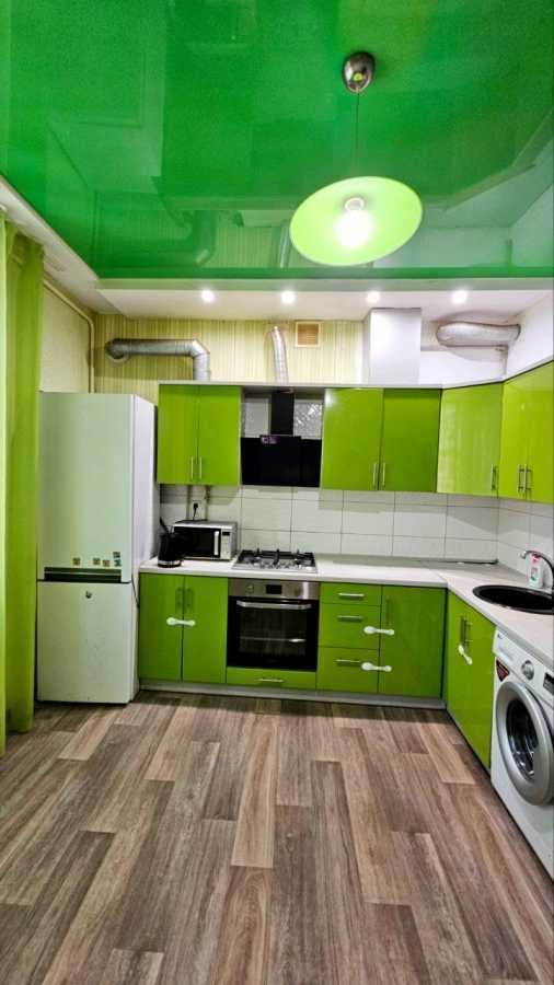 Продажа 3-комнатной квартиры 70 м², Аношкина просп., 60