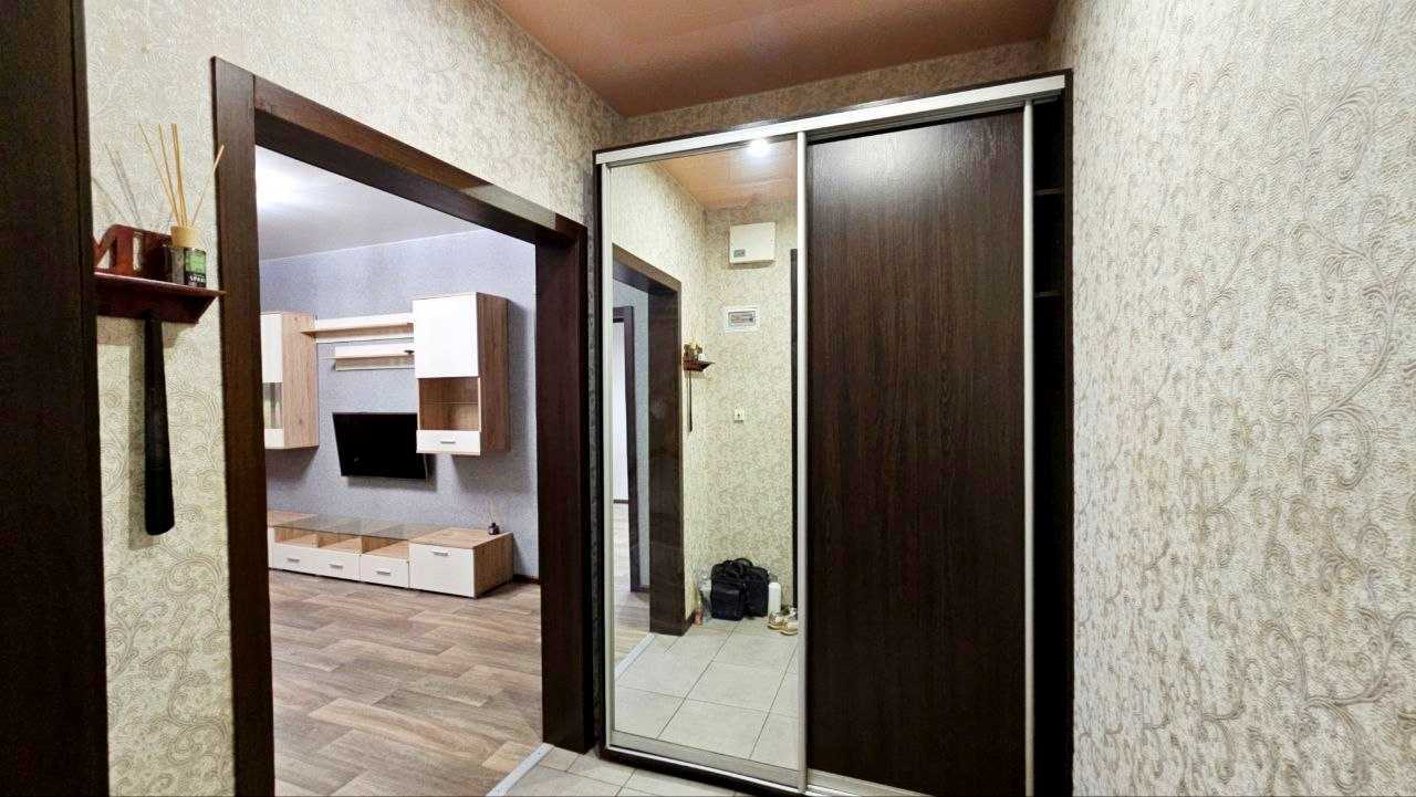 Продажа 3-комнатной квартиры 70 м², Аношкина просп., 60