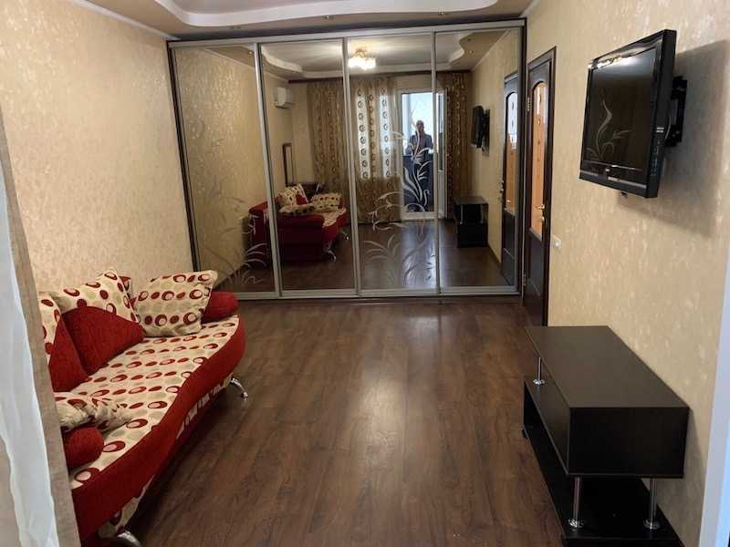 Продажа 2-комнатной квартиры 72.73 м², Европейская пл., Союза, 31а