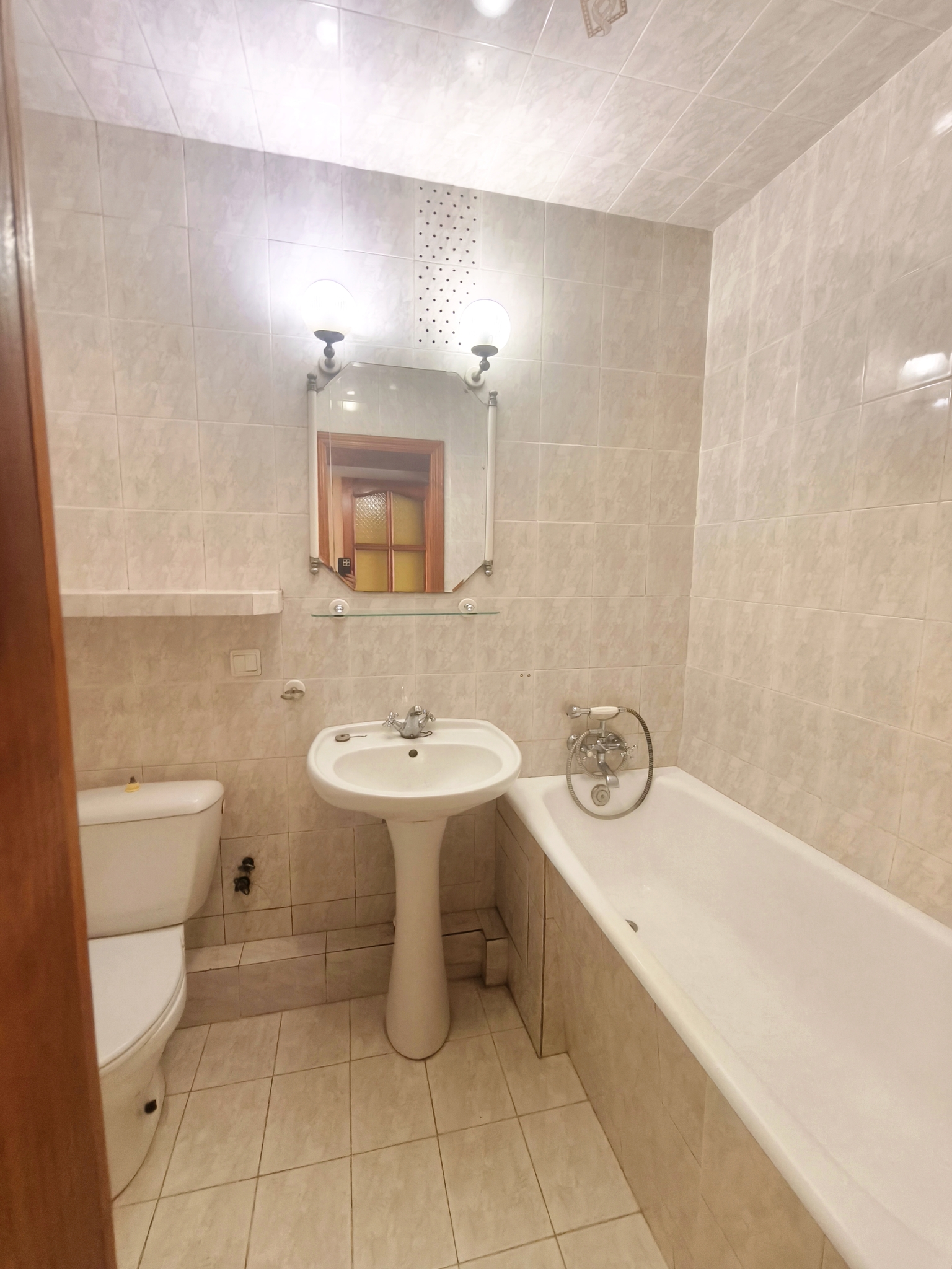 Продажа 2-комнатной квартиры 47.2 м², Академика Глушко просп., 12