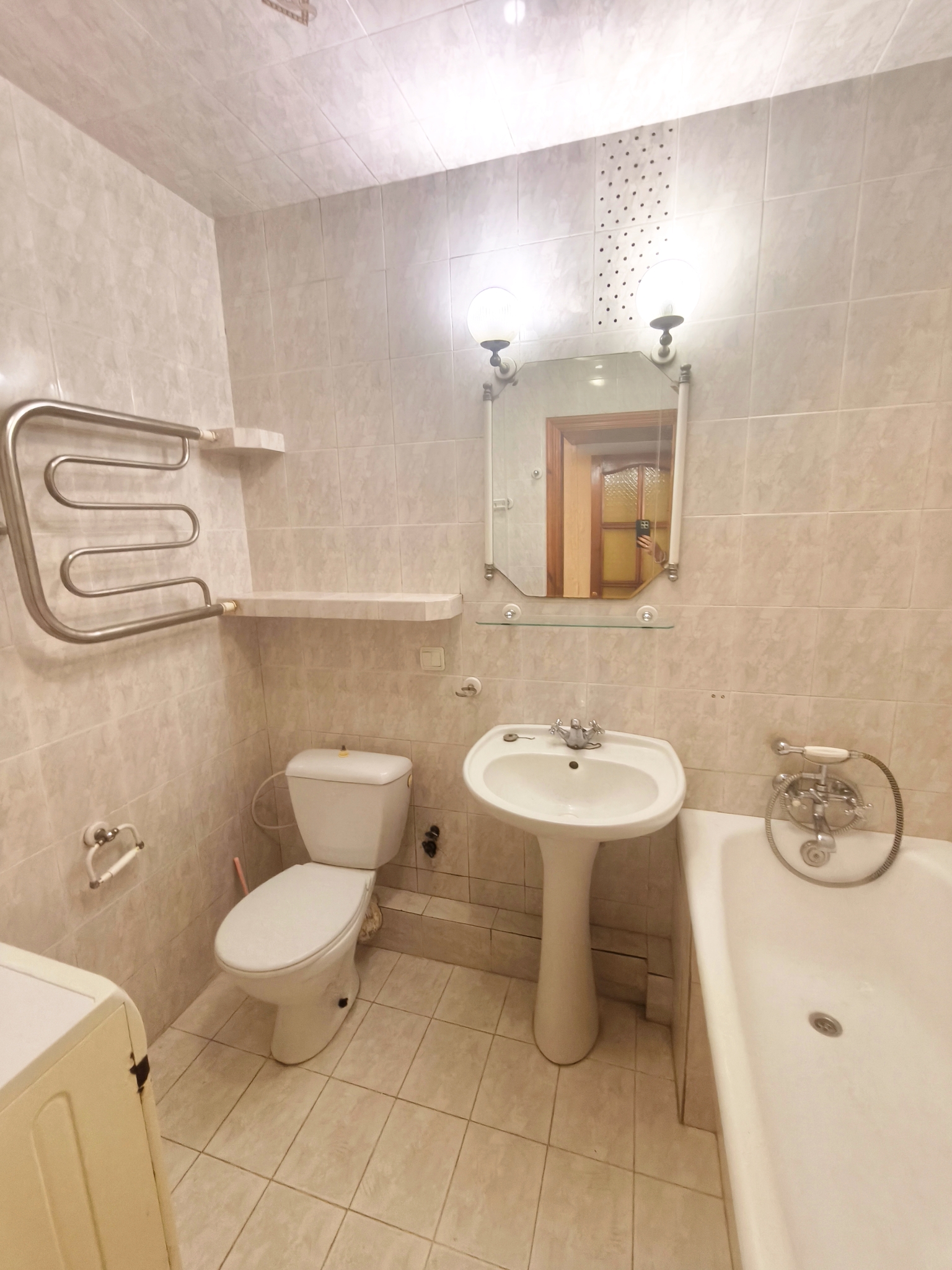 Продажа 2-комнатной квартиры 47.2 м², Академика Глушко просп., 12