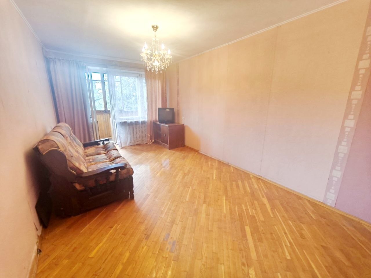 Продажа 2-комнатной квартиры 47.2 м², Академика Глушко просп., 12