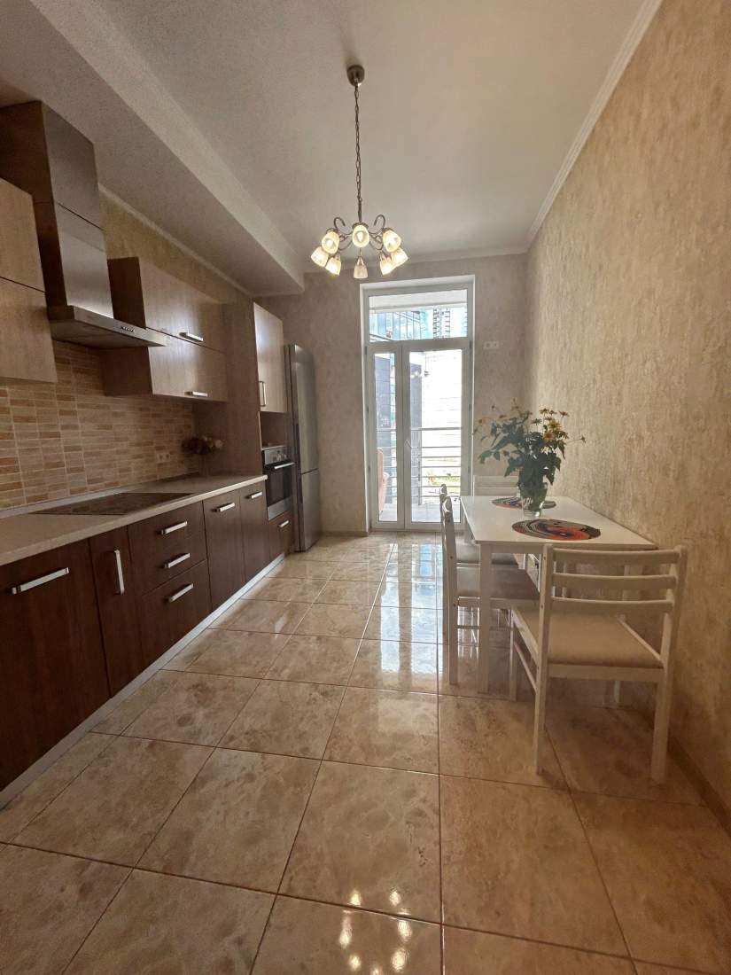 Аренда 1-комнатной квартиры 43 м², Академика Филатова ул., 2/1