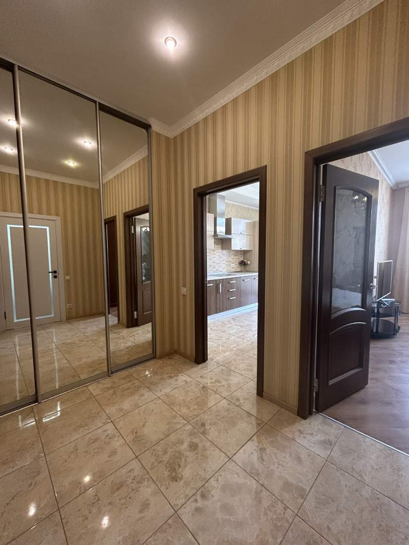 Аренда 1-комнатной квартиры 43 м², Академика Филатова ул., 2/1