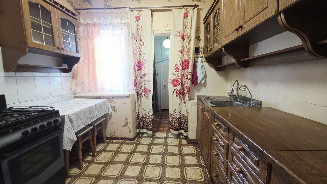 Продажа 3-комнатной квартиры 54 м², Кабардинская ул.