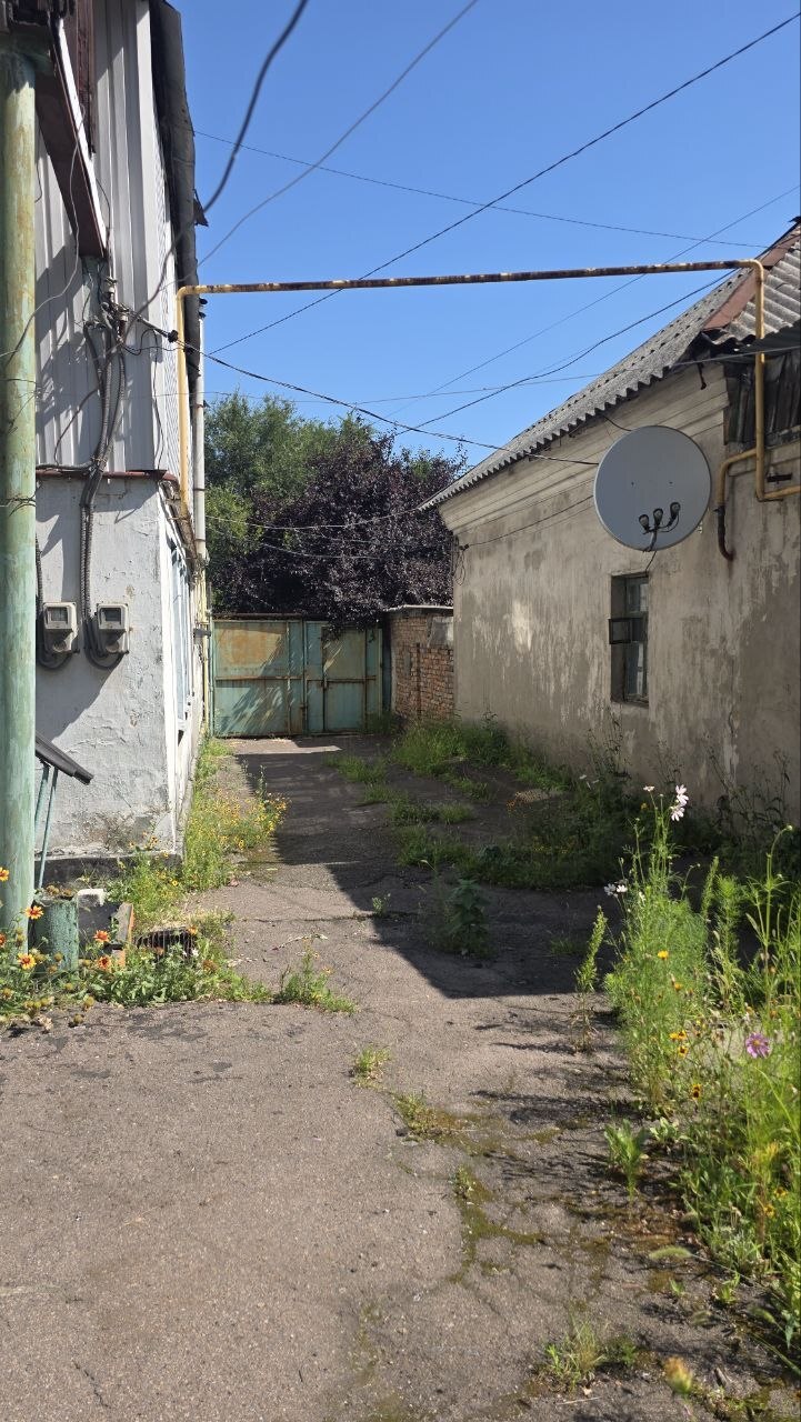 Продажа 3-комнатной квартиры 54 м², Кабардинская ул.