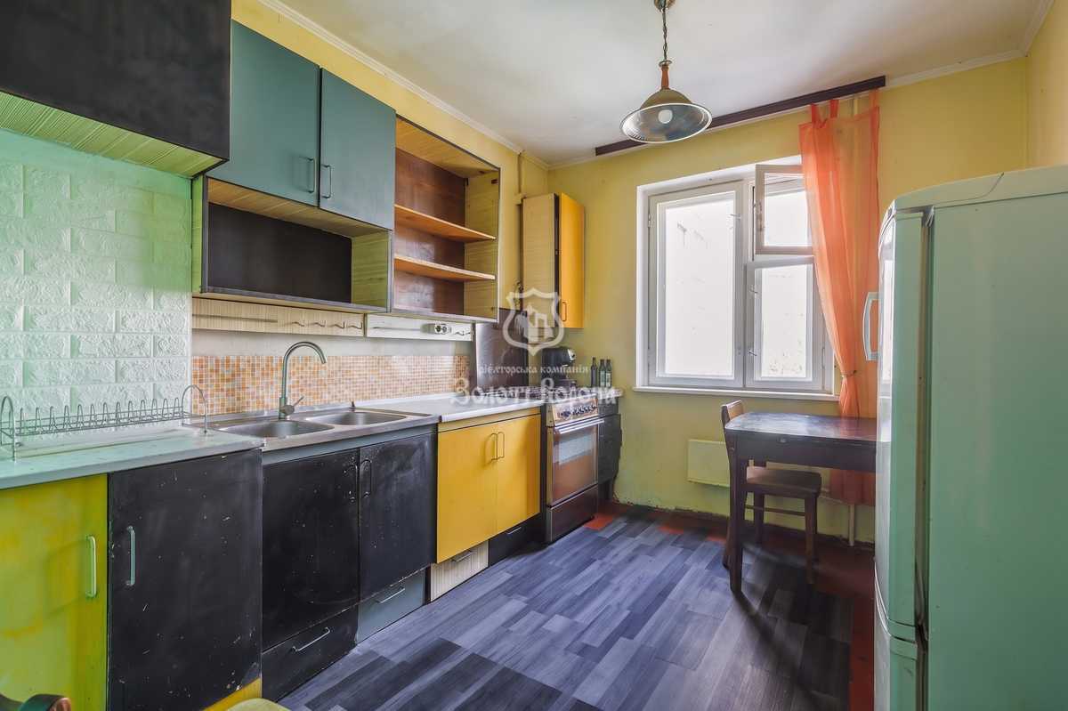 Продажа 3-комнатной квартиры 69.3 м², Милославська, 23