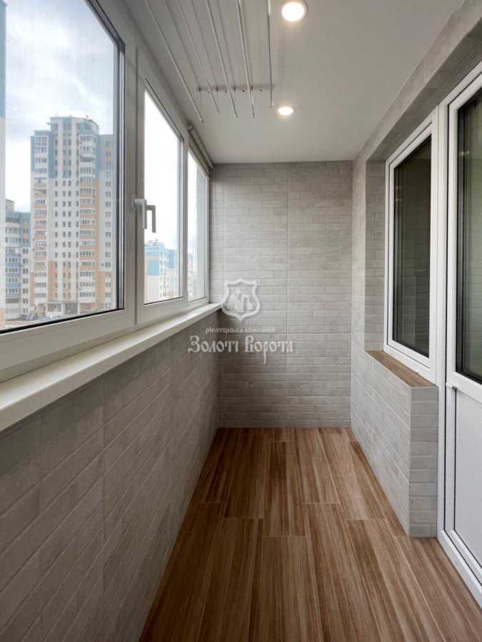 Продажа 2-комнатной квартиры 66 м², Сергея Данченко ул., 30
