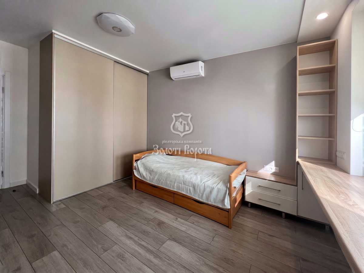 Продажа 2-комнатной квартиры 66 м², Сергея Данченко ул., 30