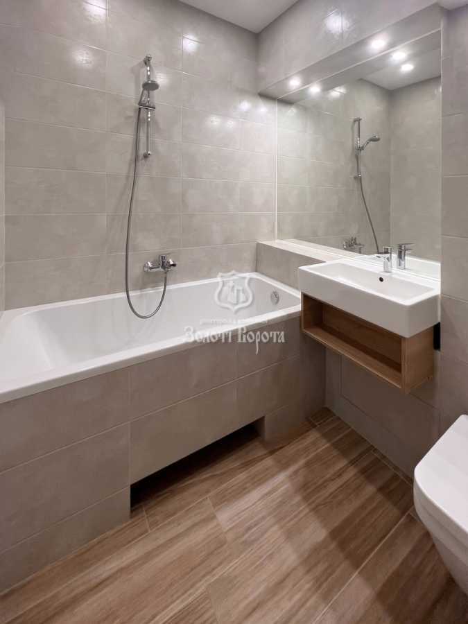 Продажа 2-комнатной квартиры 66 м², Сергея Данченко ул., 30