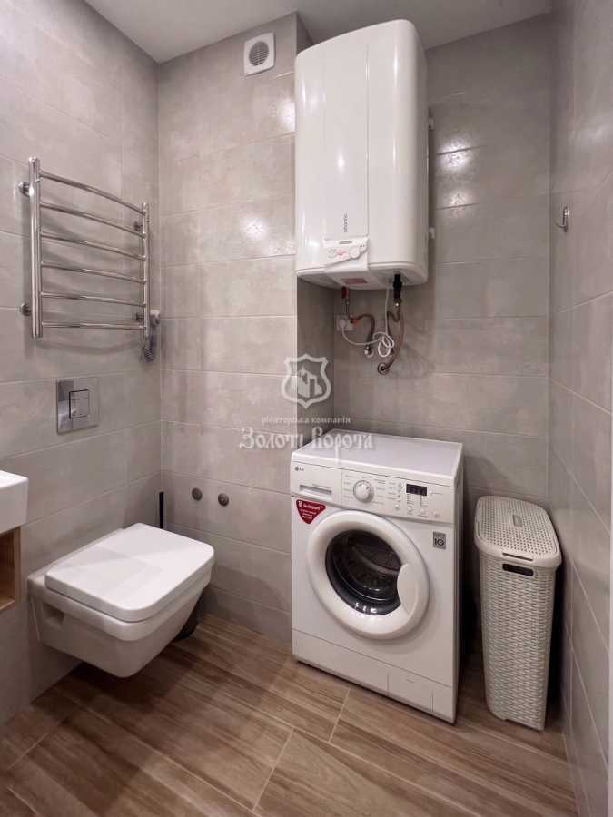 Продажа 2-комнатной квартиры 66 м², Сергея Данченко ул., 30