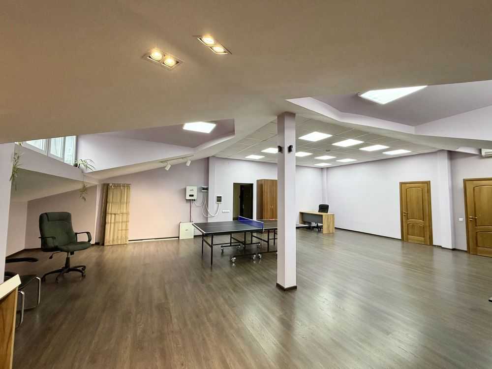 Продаж офісу 142.7 м², Глибочицька вул., 40