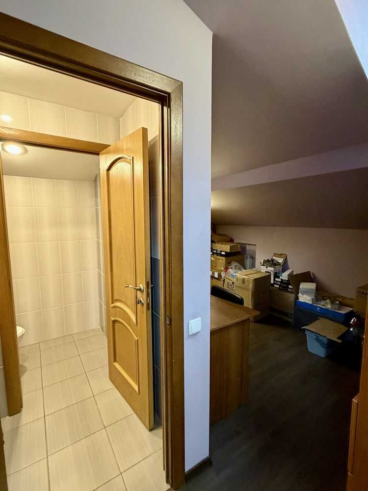 Продаж офісу 142.7 м², Глибочицька вул., 40