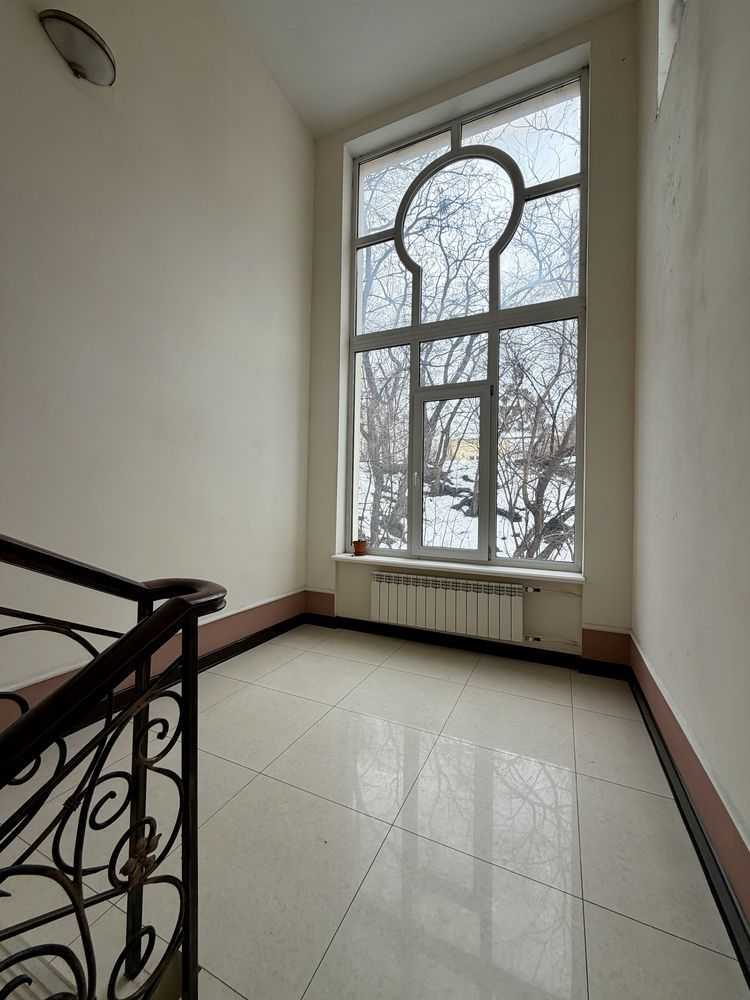 Продаж офісу 142.7 м², Глибочицька вул., 40