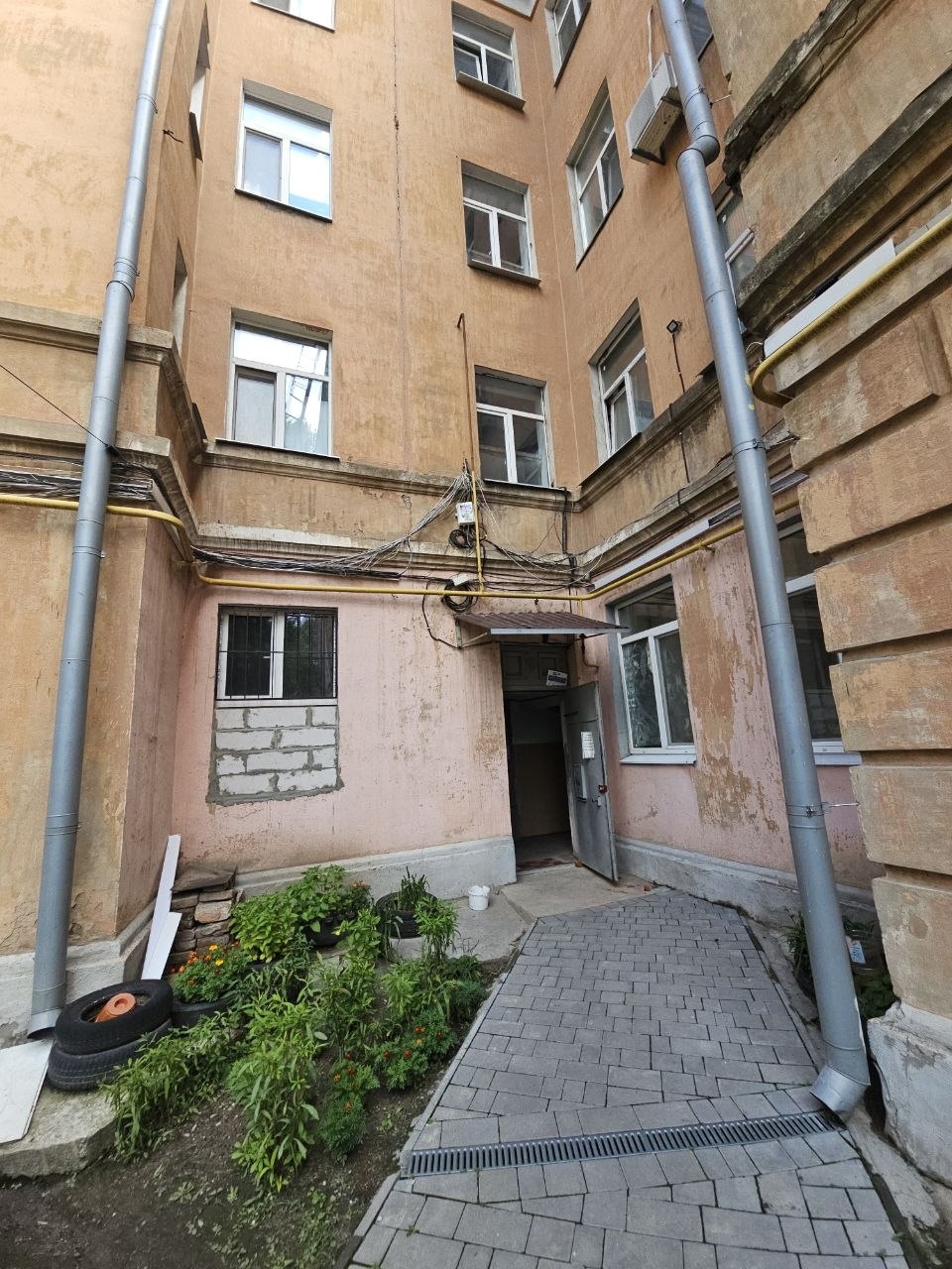 Продажа 2-комнатной квартиры 54 м², Приднепровская ул., 1