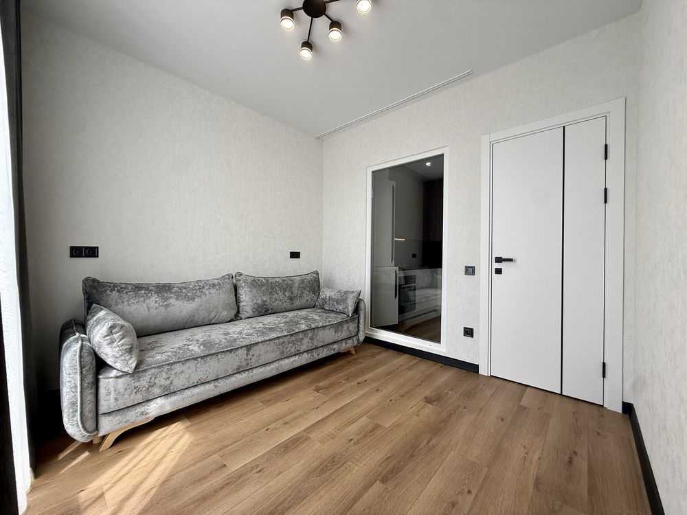 Продажа 2-комнатной квартиры 40 м², Скрябіна, 1
