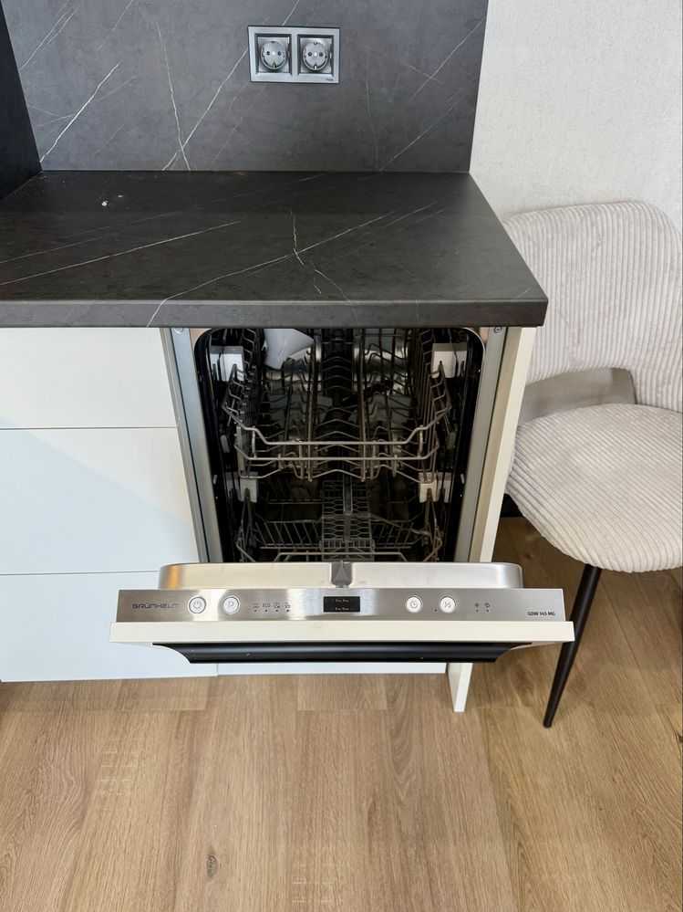 Продажа 2-комнатной квартиры 40 м², Скрябіна, 1