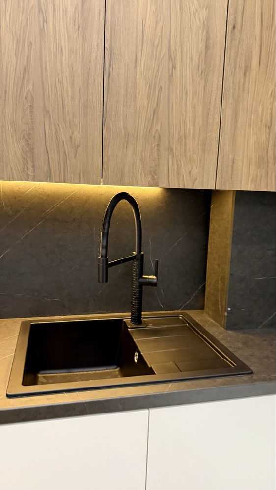 Продажа 2-комнатной квартиры 40 м², Скрябіна, 1