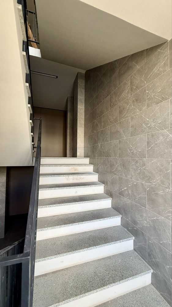 Продажа 2-комнатной квартиры 40 м², Скрябіна, 1