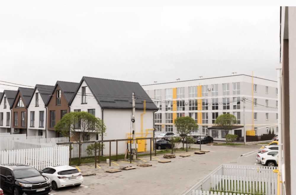 Продажа 2-комнатной квартиры 40 м², Скрябіна, 1