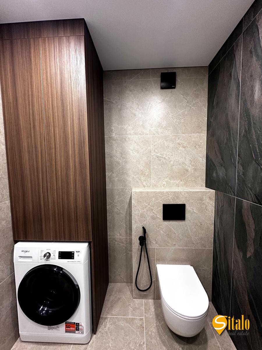 Продажа 2-комнатной квартиры 41.1 м², Михаила Максимовича ул.