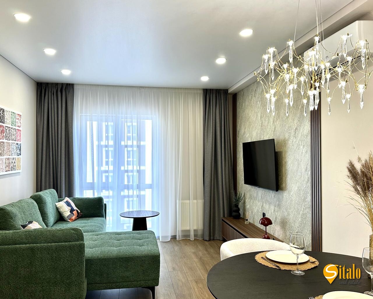 Продажа 2-комнатной квартиры 41.1 м², Михаила Максимовича ул.