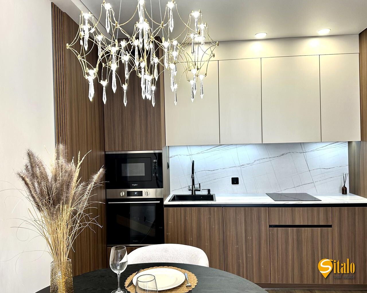 Продажа 2-комнатной квартиры 41.1 м², Михаила Максимовича ул.