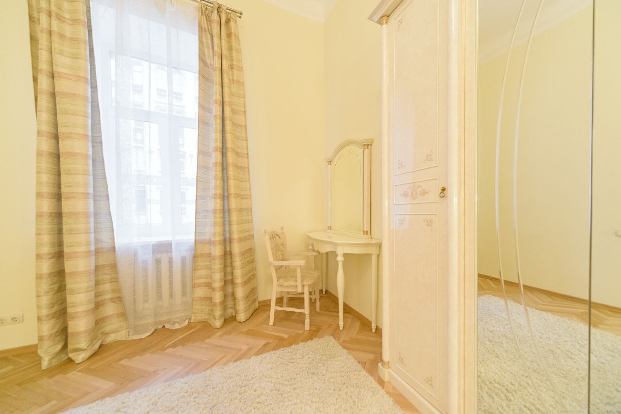 Аренда 2-комнатной квартиры 75 м², Архитектора Городецкого ул., 15