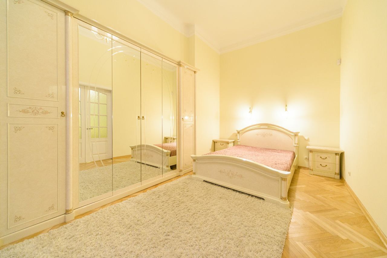 Аренда 2-комнатной квартиры 75 м², Архитектора Городецкого ул., 15