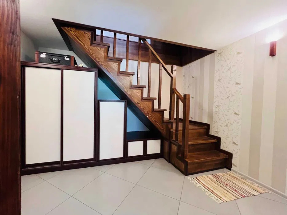 Аренда коттеджа 250 м²