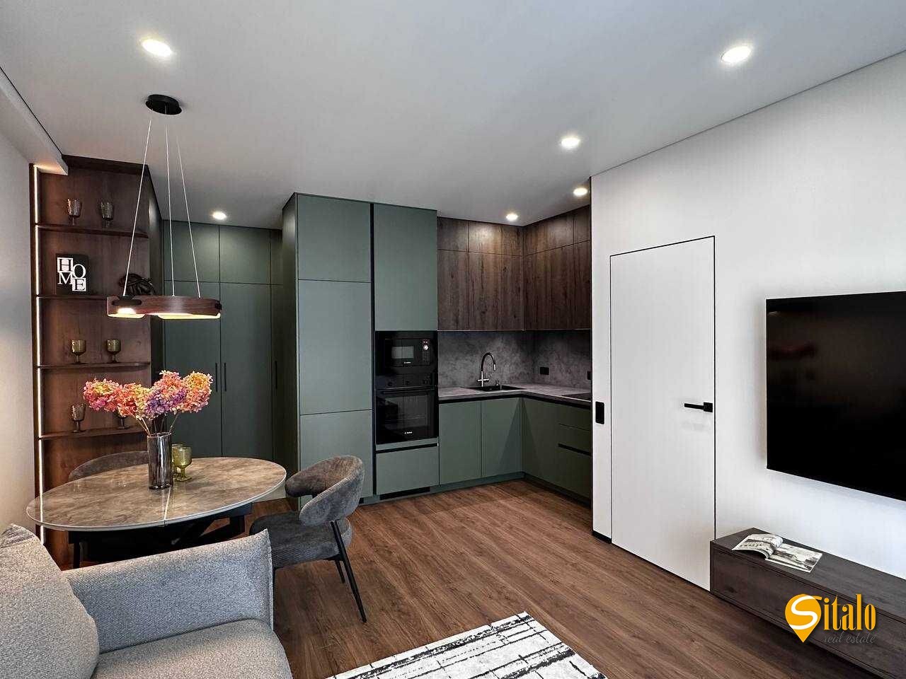 Продажа 2-комнатной квартиры 41 м², Михаила Максимовича ул.