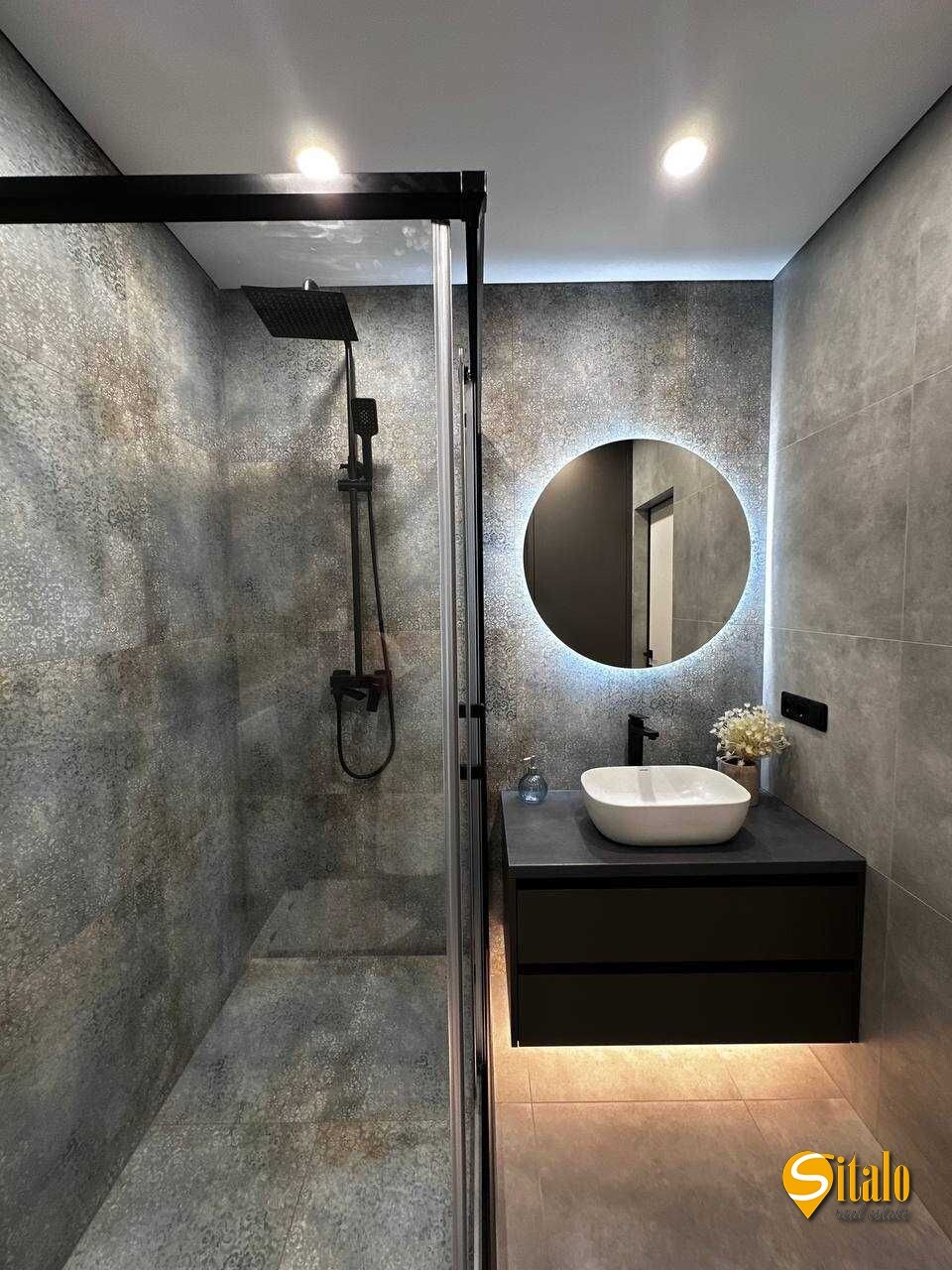 Продажа 2-комнатной квартиры 41 м², Михаила Максимовича ул.