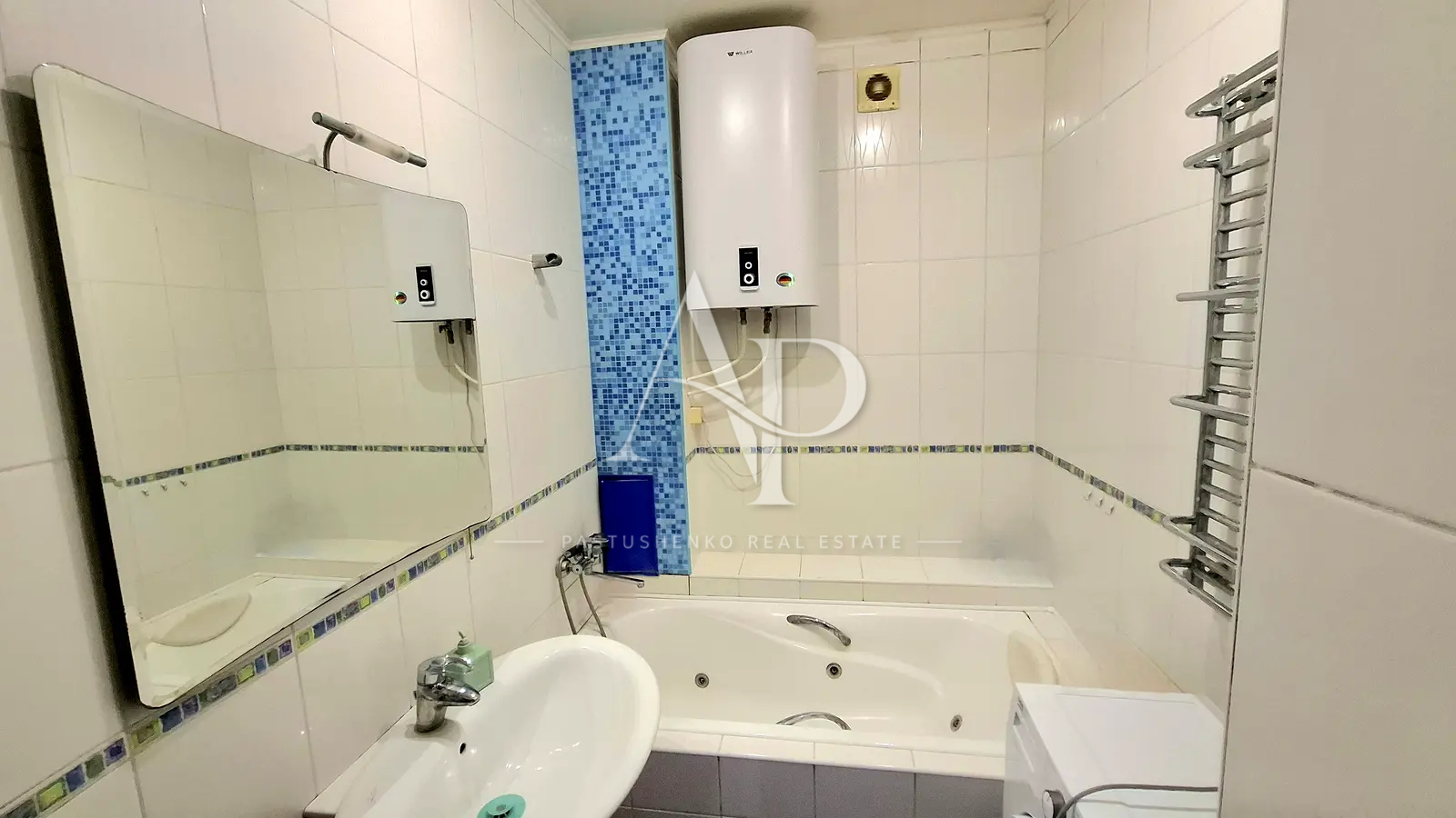 Продажа 3-комнатной квартиры 100 м², Митрополита Василия Липковского ул., 40