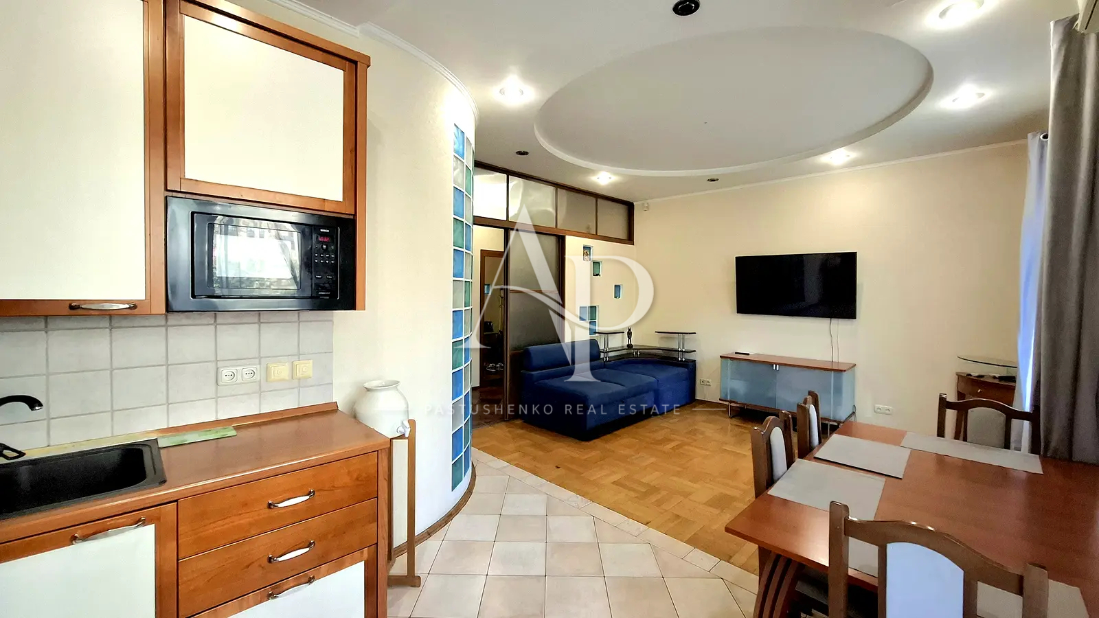 Продажа 3-комнатной квартиры 100 м², Митрополита Василия Липковского ул., 40