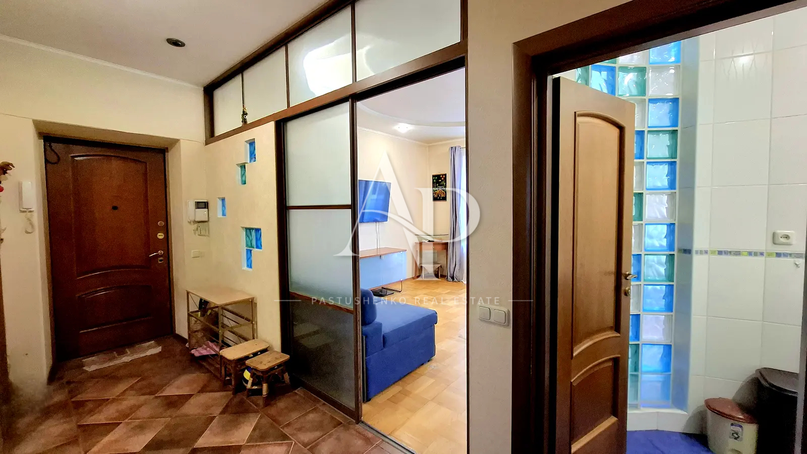 Продажа 3-комнатной квартиры 100 м², Митрополита Василия Липковского ул., 40